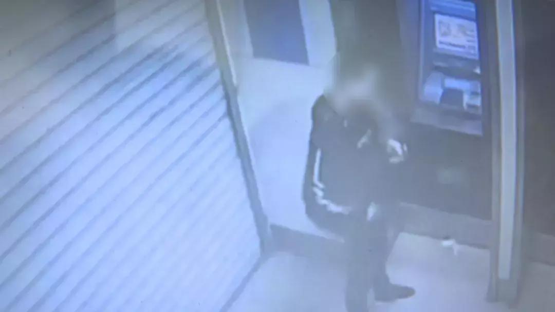 公交车上被盗刷信用卡,信用卡放车上被盗刷