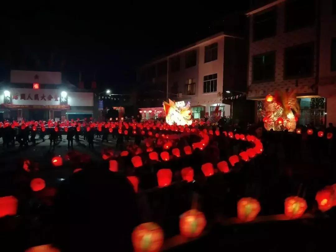 龙灯什么时候开始玩的,今年的龙灯为什么这么多