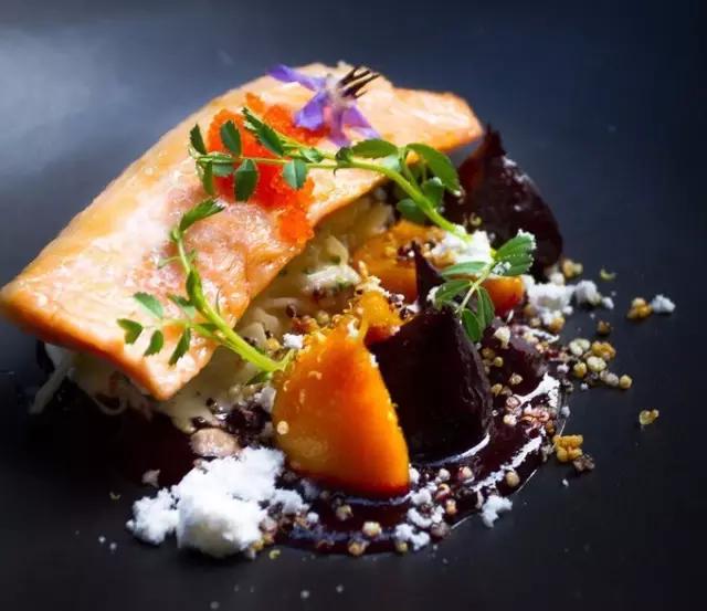 三文鱼应该怎么吃才是正确的,三文鱼怎么做给三岁宝吃