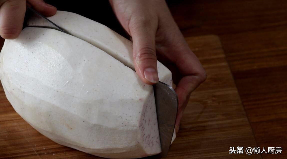 芋头这样做最好吃,一炸二炒两步搞定,外皮酥脆,内里咸香粉糯