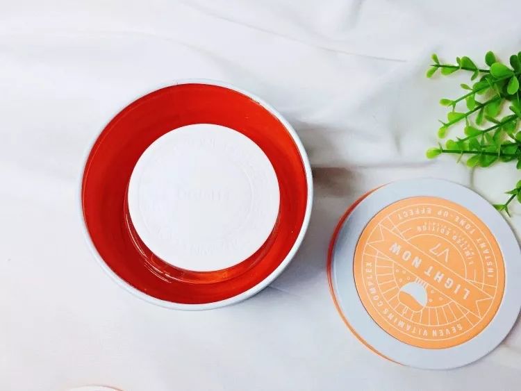 美白效果超好的素颜霜,最保湿美白的素颜霜