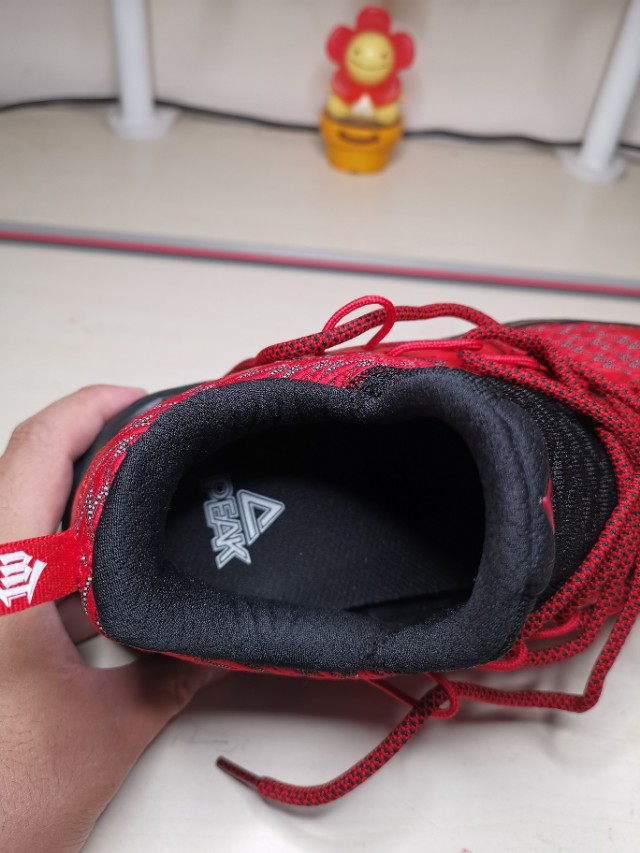 国货当自强最佳第六人战靴匹克闪电开箱