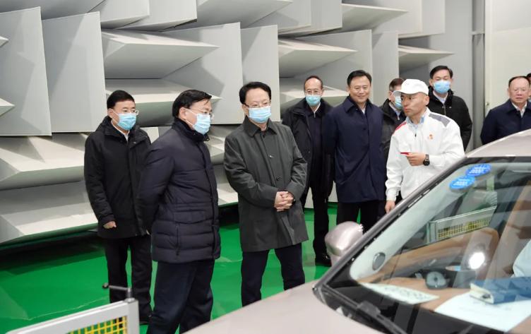 四天四位代省长密集就位，上任前他们都说了什么？