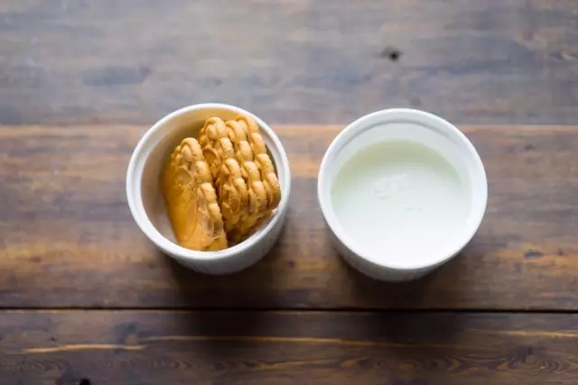 简单8寸芒果慕斯最佳配方,颜值高又超级好吃的芒果慕斯