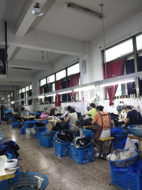 鞋厂做鞋工资高吗,鞋厂工作一个月4000