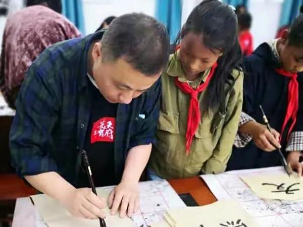 幸福味道儿童,成都天府新区万安小学2019届