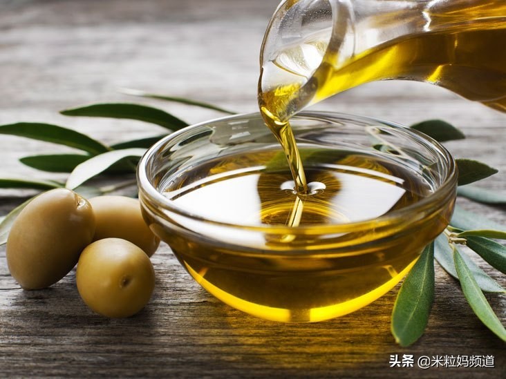 便秘是因为大肠缺水吗,宝宝便秘是因为油少了吗