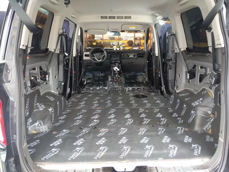 五菱宏光plus隔音实测多少分贝,杭州五菱宏光plus隔音