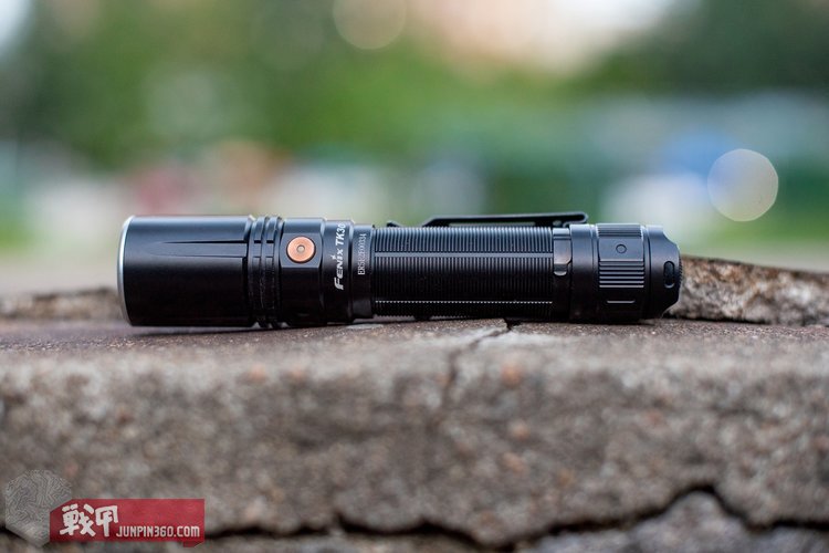 fenixtk30手电测评,fenixtk30激光手电拆解