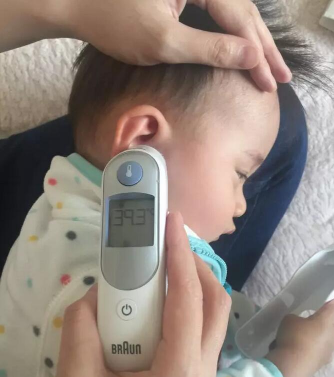 宝宝发烧流鼻涕鼻塞怎么办崔玉涛,崔玉涛宝宝晚上睡觉发烧怎么办