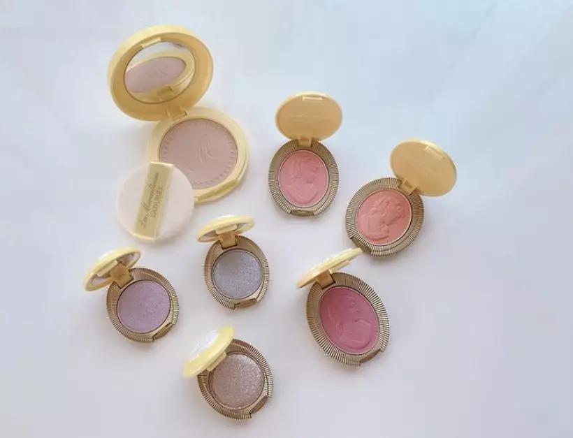 换个浮雕就坐地起价，倩碧的樱花腮红那么香？