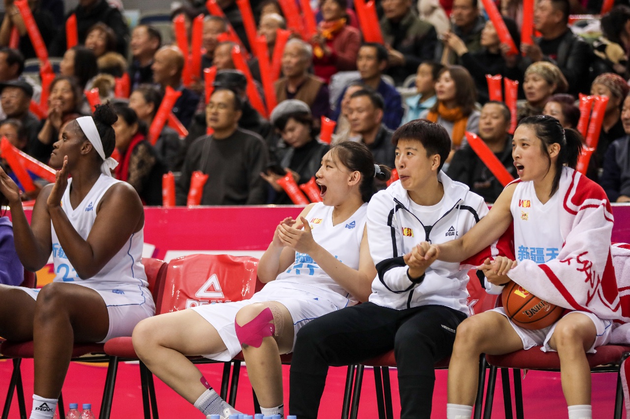 三分球命中率56.7%,三分球命中率100比赛中