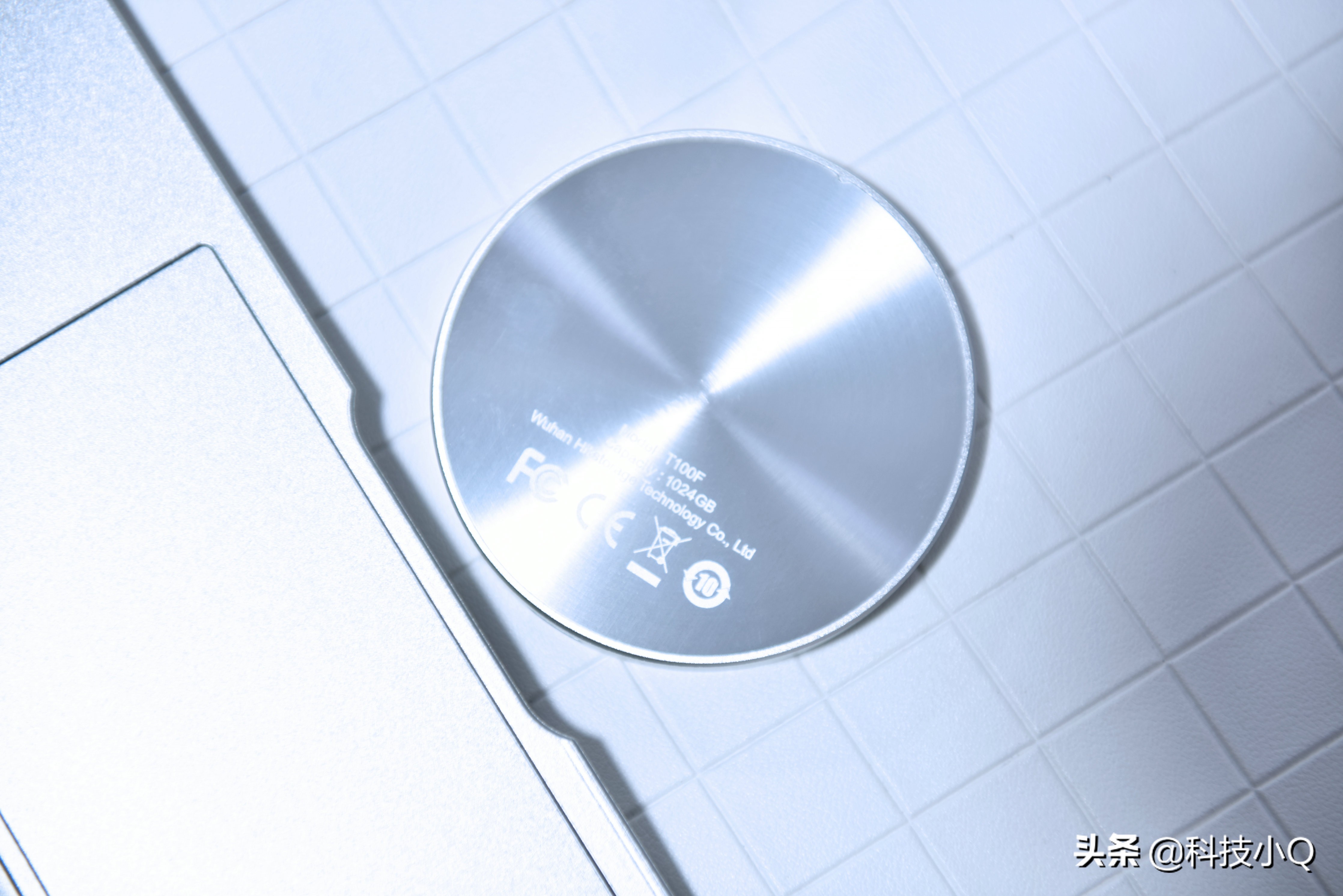 海康威视固态硬盘cc700和c4000,海康威视m.2固态硬盘盒评测