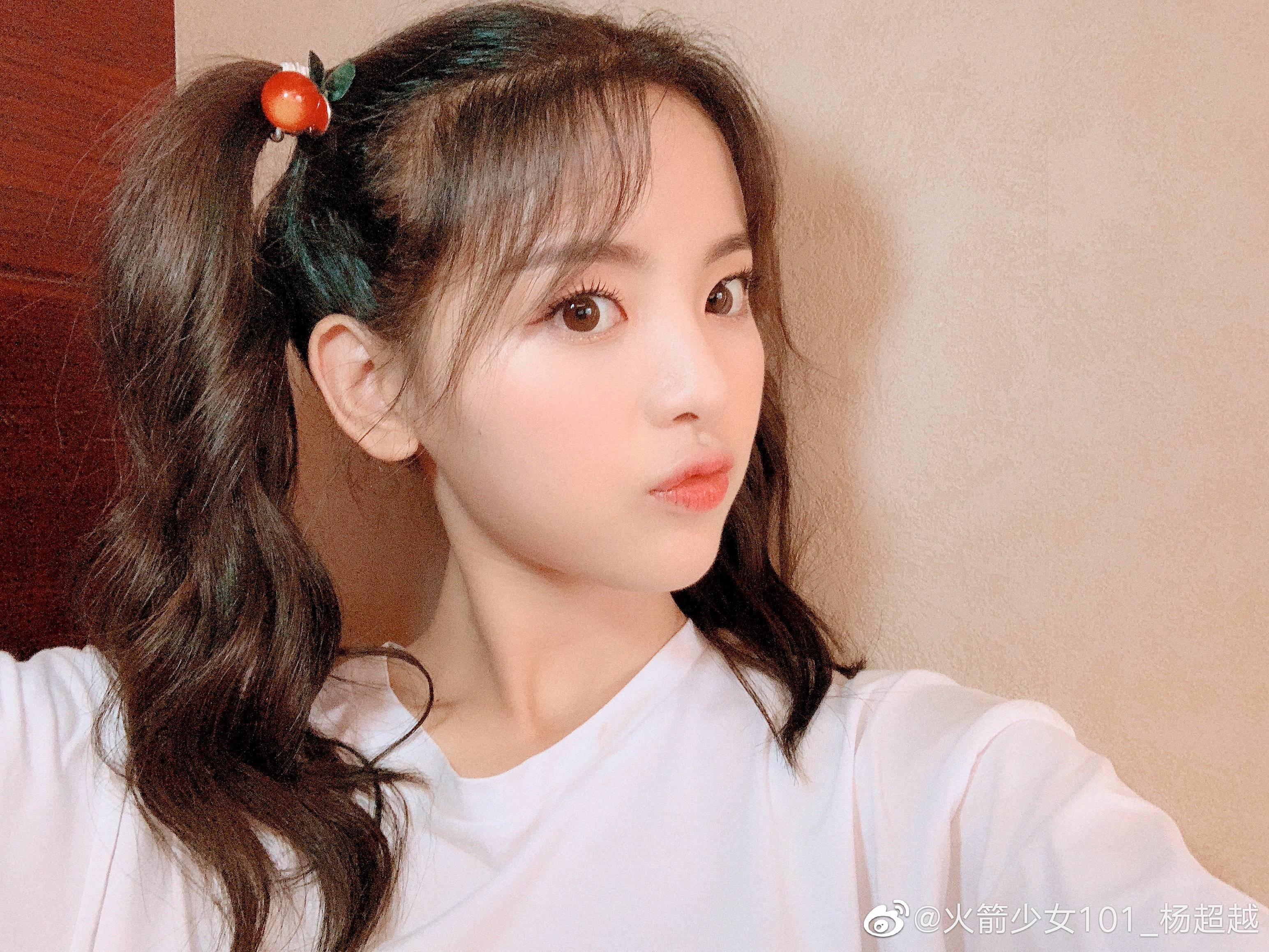 杨超越吐槽圈内人,杨超越吐槽明星