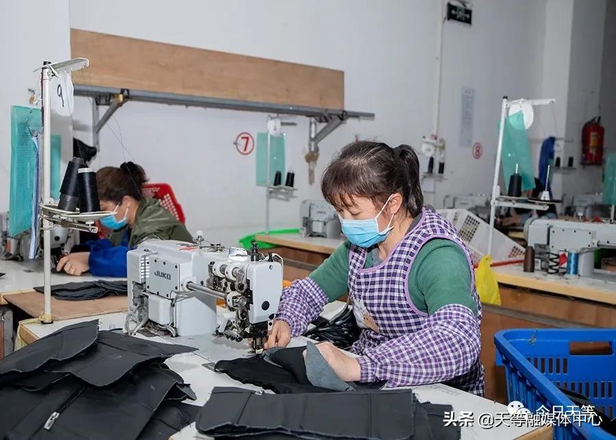 天等抢劫,天等抢钱案