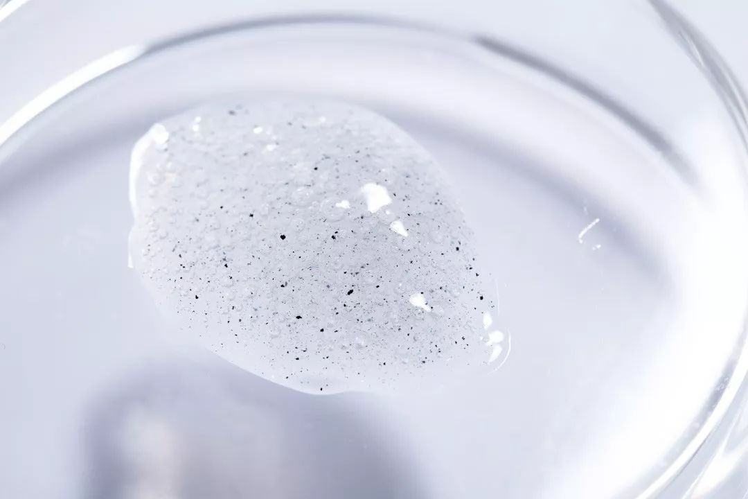 长黑头VS不长黑头差距这么大?精致女孩如何绕过黑头这道坎?