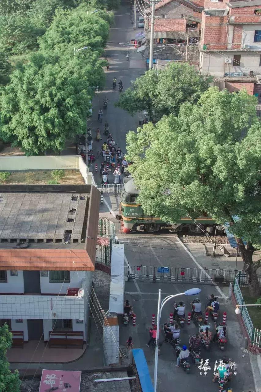 广西有座小城,广西的一座小县城