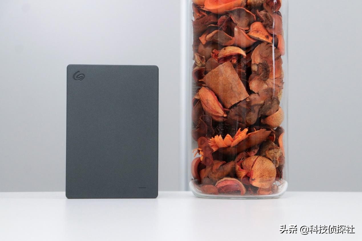 拿到新固态硬盘怎么操作,拿到新硬盘该如何操作