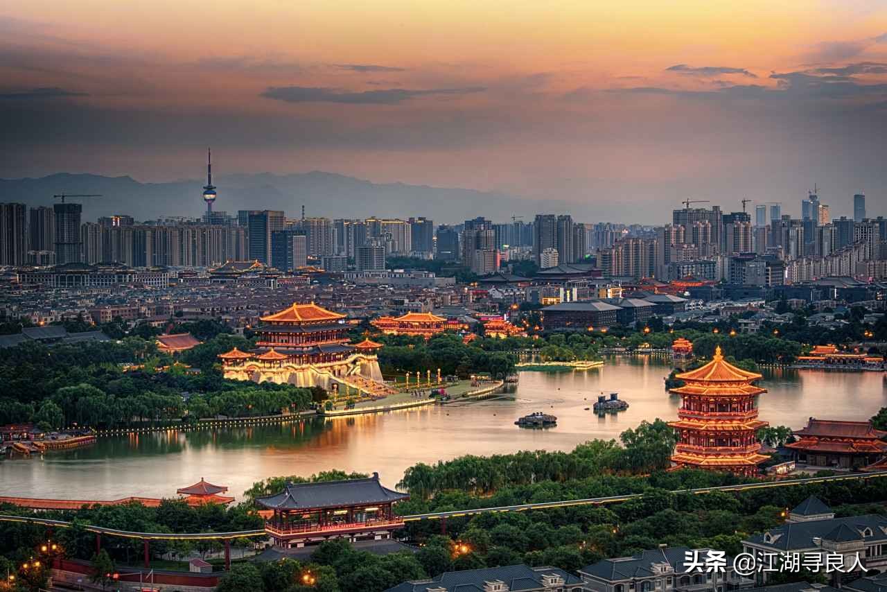 冬天40首必背古诗千山鸟飞绝,适合冬天的绝美古诗词