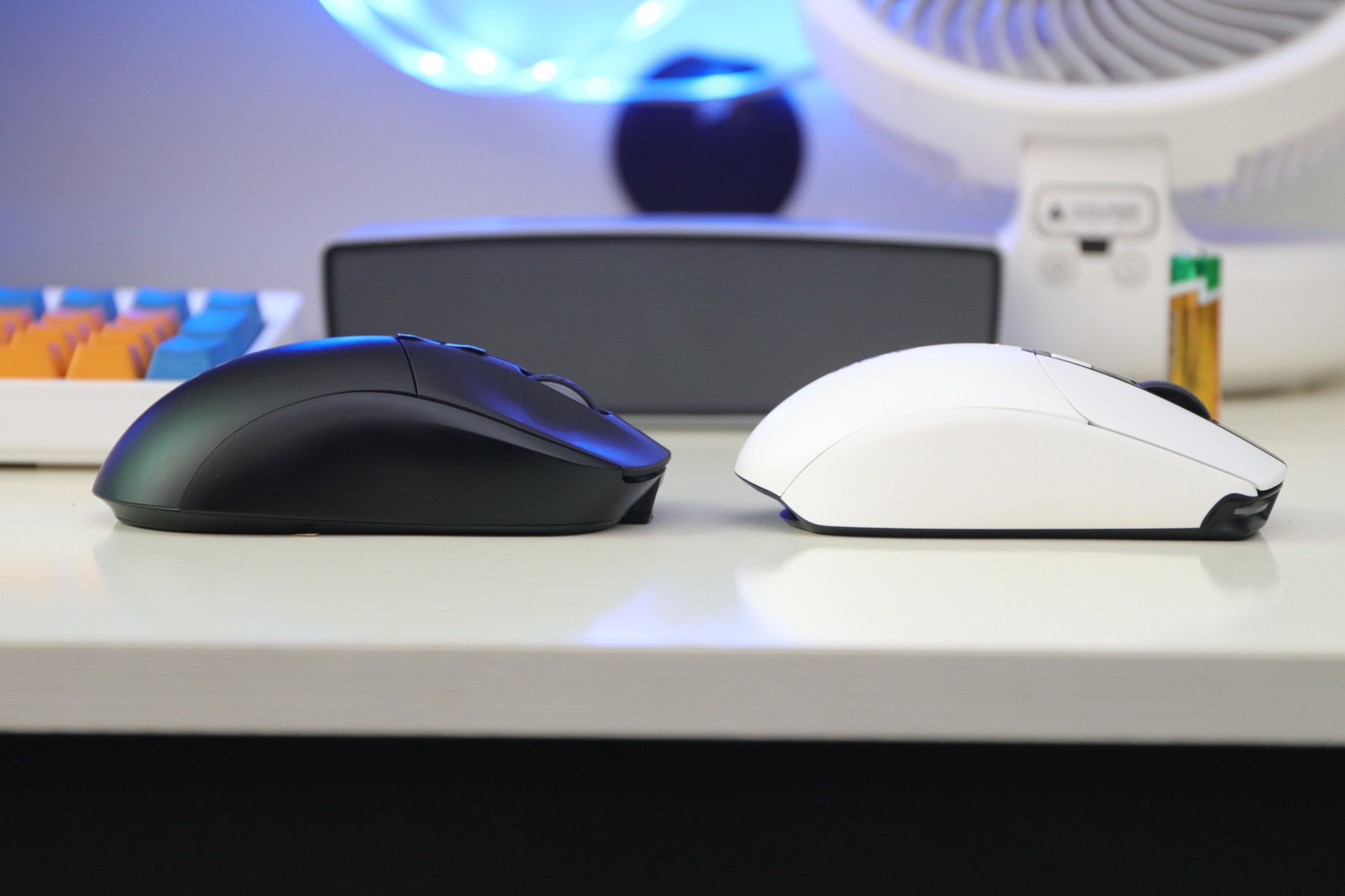 最好用的游戏鼠标推荐,介绍几款适合手小的游戏鼠标