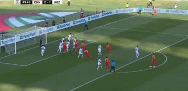 中国队首战取胜后，中国球迷VS中国喷子