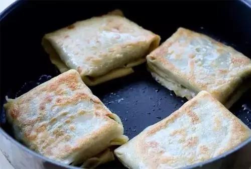 不用和面不用擀面烙韭菜盒子,不用揉面韭菜盒子的家常做法