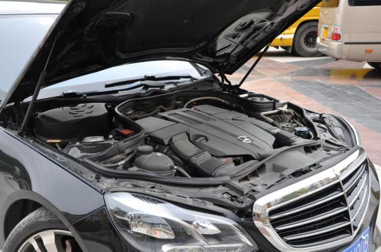 沉浸式体验2018款奔驰e320,2015款奔驰e320详细介绍