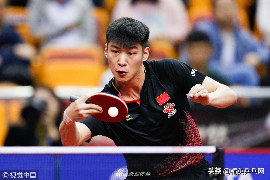 正手第一，反手第二，排名第三，薛飞靠什么崛起？