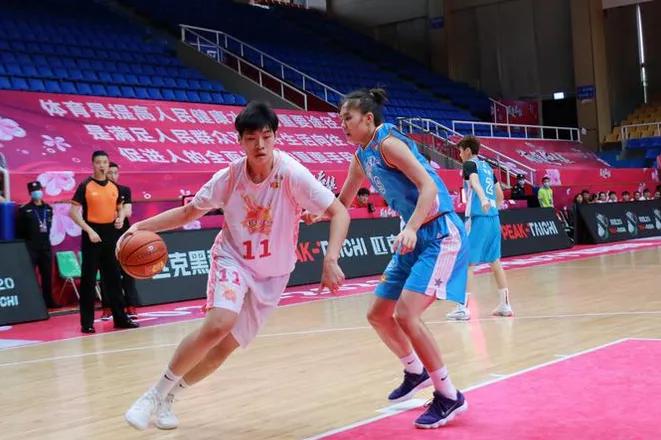 中国女篮63分狂胜韩国女篮,新疆女篮五人队最新消息