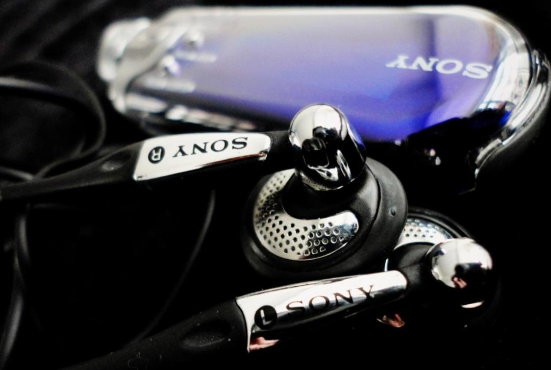 平头耳塞优缺点,平头耳塞式耳机越来越少