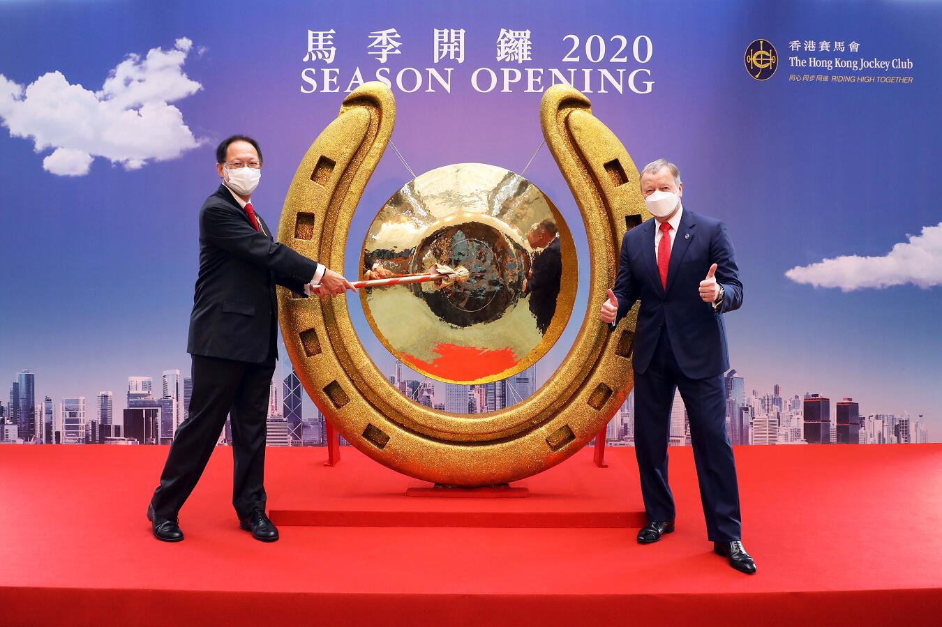 香港新马季疫下开锣破纪录首日投注额达13.76亿元