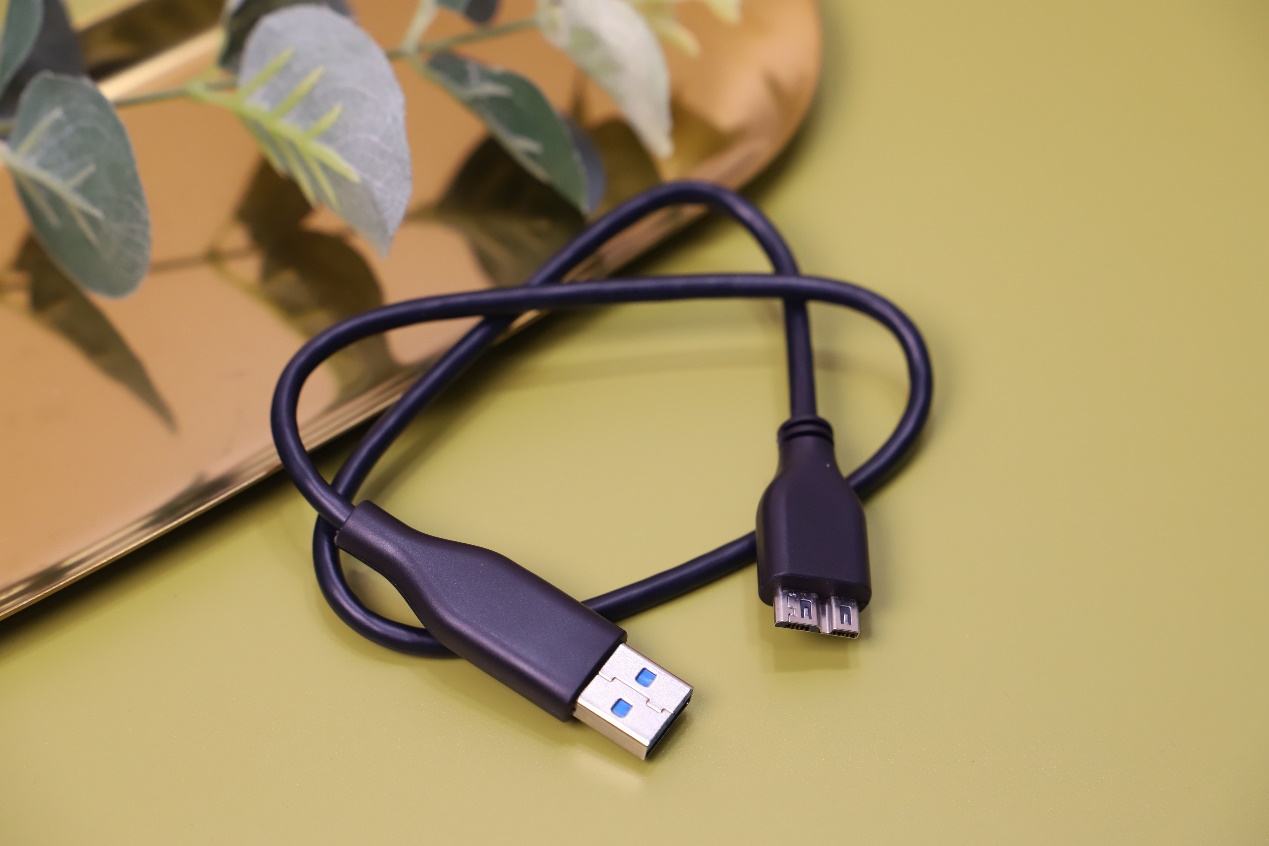 西部数据wd1tbusb3.0移动硬盘评测,西部数据机械移动硬盘随行版评测