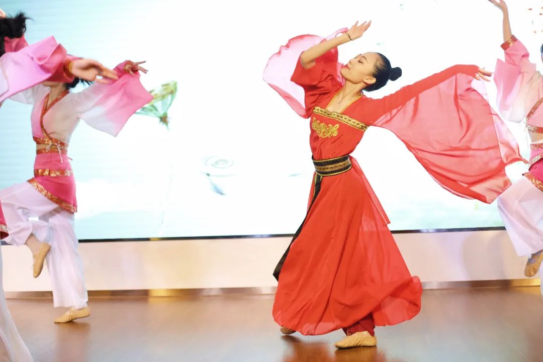 宜昌葛洲坝游玩攻略,湖北宜昌长江三峡夜游攻略