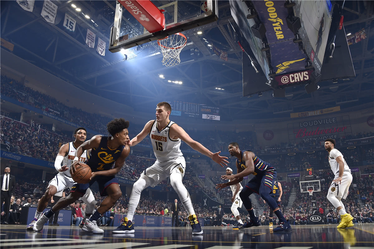 一蹶不振的骑士、奔逸绝尘的“2号”