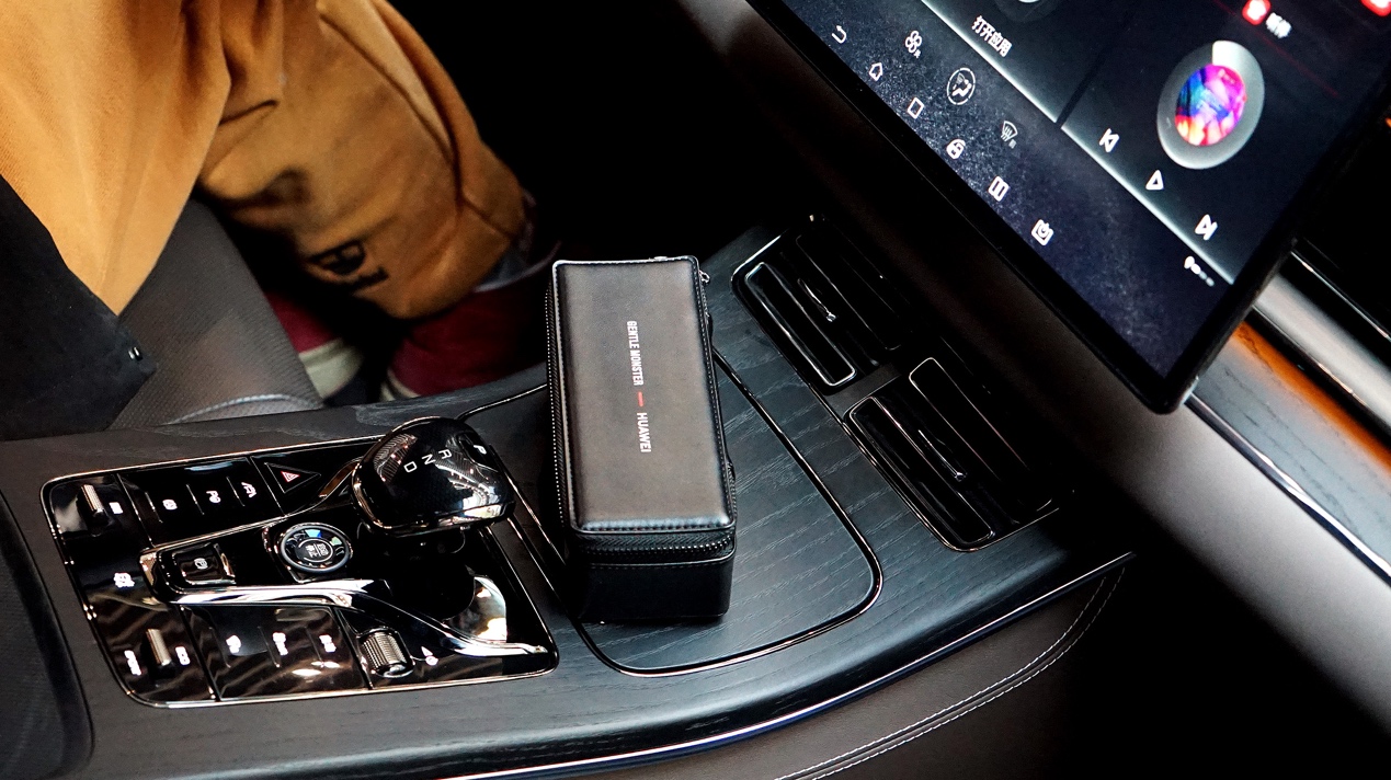 双12华为智能眼镜,华为智能眼镜2代适合学生吗