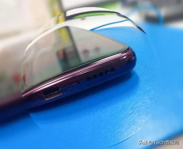 终于知道手机下面的小孔用处,手机上的小孔到底干嘛的