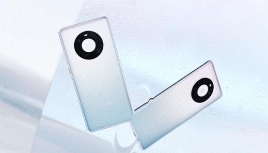 游戏好用续航强的华为1000元手机,体验华为mate40pro高刷