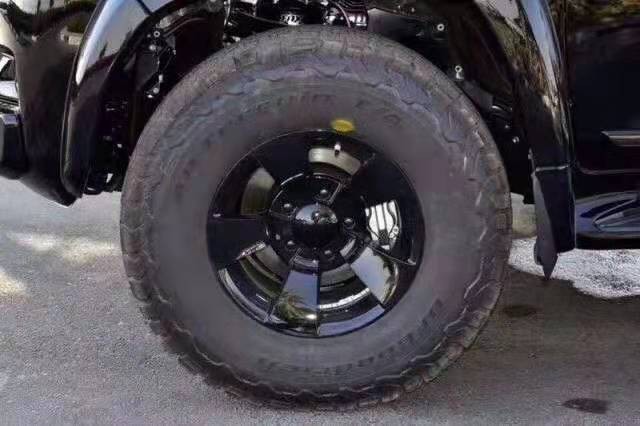 丰田酷路泽4500黑金刚越野视频,最强丰田兰德酷路泽柴油4500