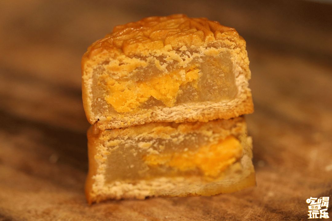 最好吃的月饼健康解馋,吃各种各样的超多月饼全部吃完