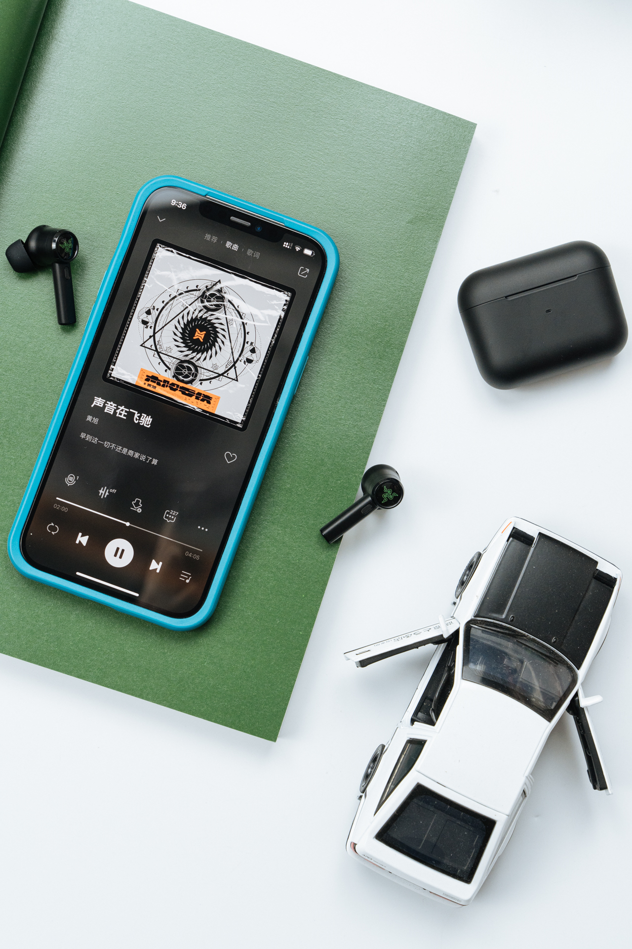 雷蛇战锤狂鲨和airpods,雷蛇战锤狂鲨真无线2代和airpods