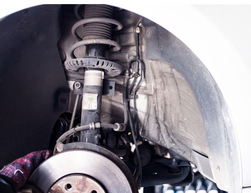 经济耐用省油的车桑塔纳,一万公里的新桑塔纳的优缺点