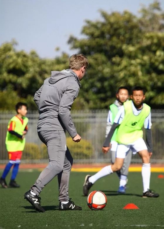 西南联大研究院附属中学足球,西南联大附属中学昆明艺术特长生