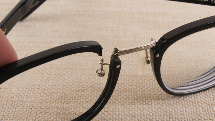 眼镜坏了可以用啥胶粘,眼镜坏了用什么胶粘最好