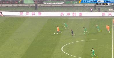 国足后腰位置重新洗牌！国安双核谁适合首发？中超坎特上位无悬念