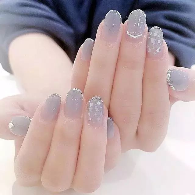 粉嫩渐变果冻唇,无美颜无滤镜的果冻甲