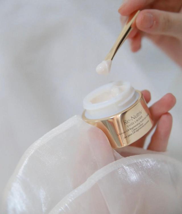 不差钱的人眼霜可以买这几款,40多岁眼霜推荐去细纹抗皱第一名