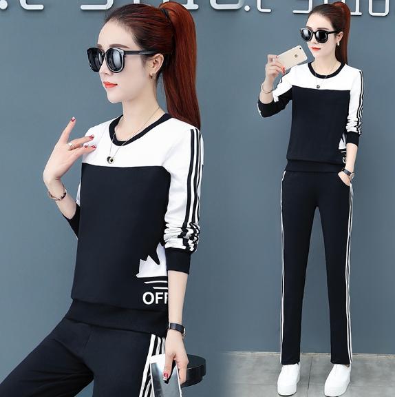 中年女人穿什么运动装好看,70后穿什么运动套装好看