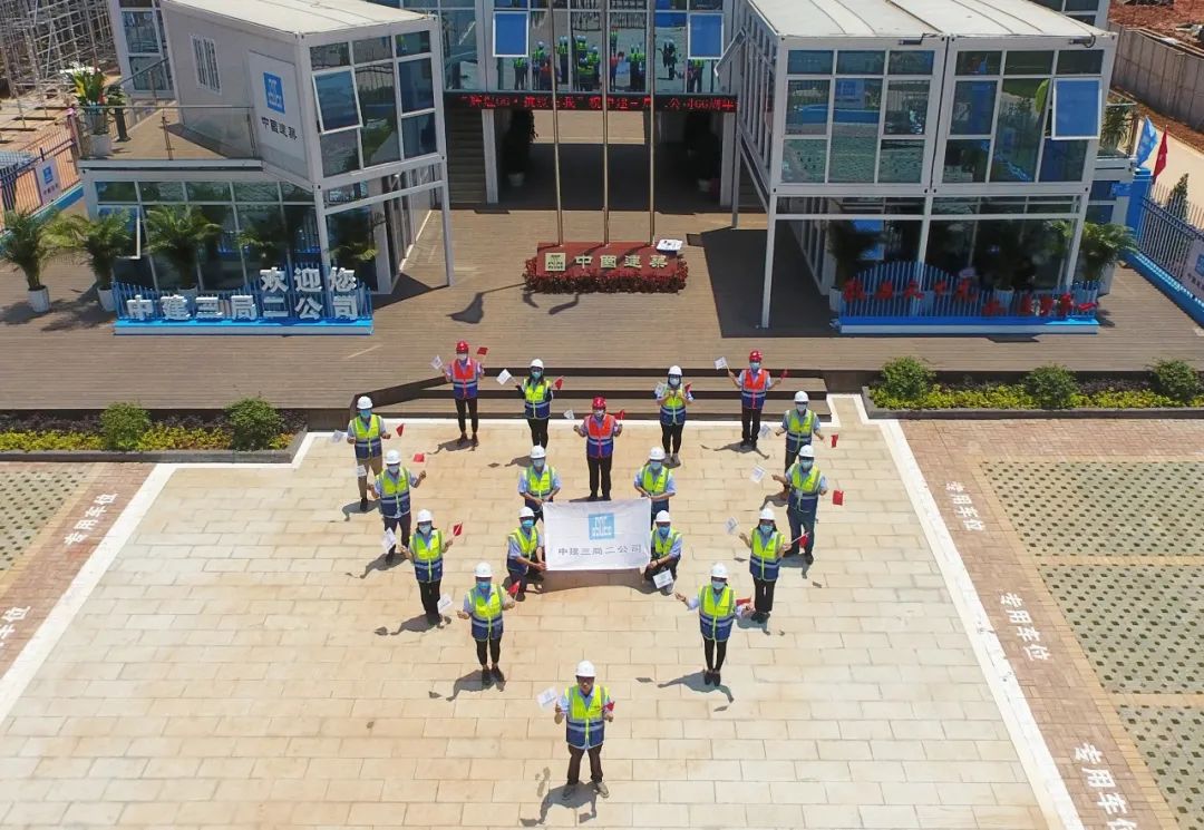 砥砺前行不忘初心祝自己生日快乐,生日如期而至祝自己61岁生日快乐