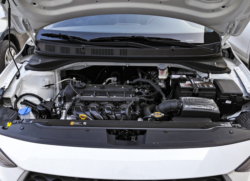 油耗6万元的车,油耗低自动挡价格便宜的车