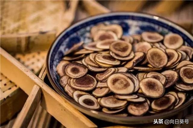 鹿茸的效用及饮用方法,鹿茸每日吃多少克
